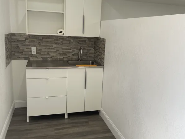 14700 SW 170th Ter #1, Miami, FL 33187