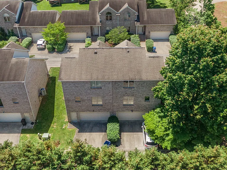 264 Jolin Dr #1 — Photo 25