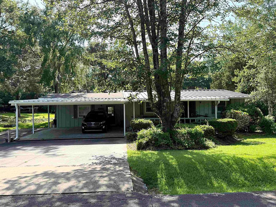 1st image of 2500 Lakeview Dr