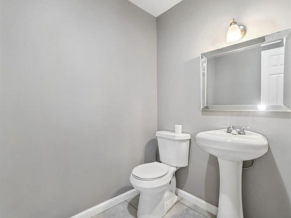 5th image of 304 Old Bayou Dr
