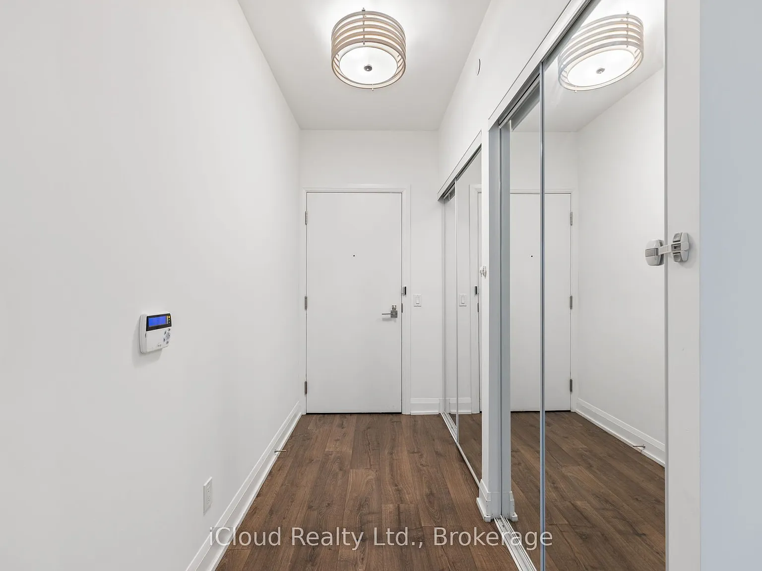2 bed, $3,500 — Photo 2