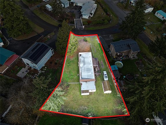 2nd image of 6426 198th Street E