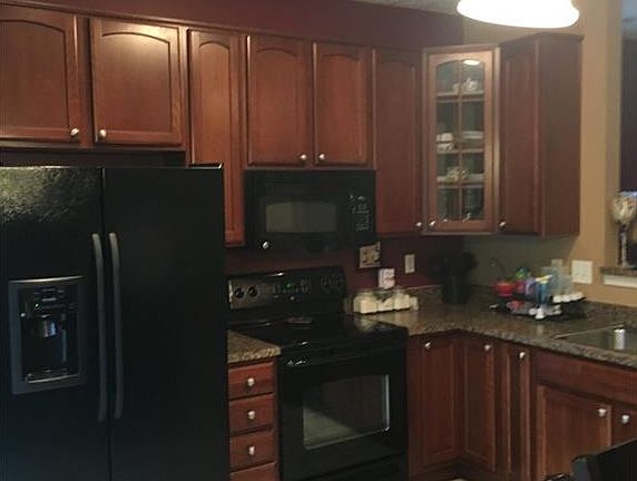 5th image of 1090 W Muskegon Dr