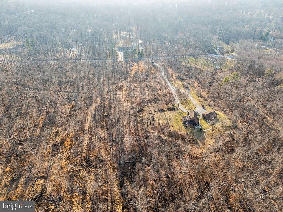 2nd image of 634 Whiskey Springs Rd