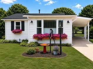 111 Oak St, Brooklyn, MI 49230