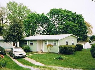 909 Oak St, Frederick, MD 21703