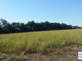 2900 Warncke Rd, La Vernia, TX 78121