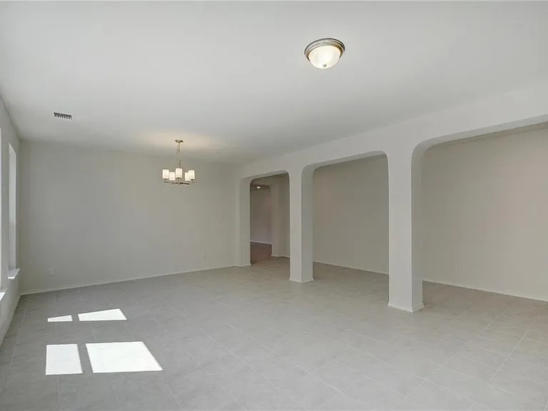 3105 Maurine Dr — Photo 16