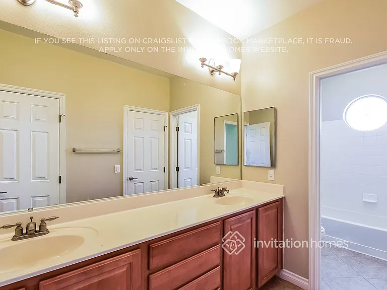 7008 Puetollano Dr — Photo 14