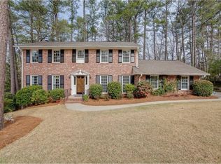 1782 W Nancy Creek Dr, Atlanta, GA 30341