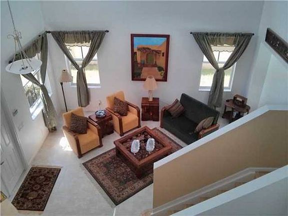 4th image of 1060 Sunflower Cir