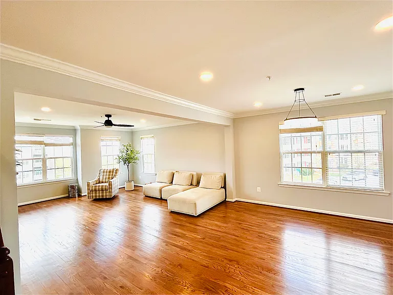 22946 Arora Hills Dr — Photo 5