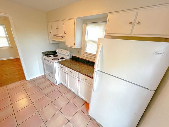 Kitchen with Oven, Fridge, Range, and Dishwasher