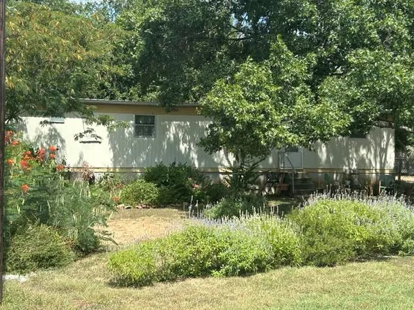 105 Elizabeth Dr, Spicewood, TX 78669