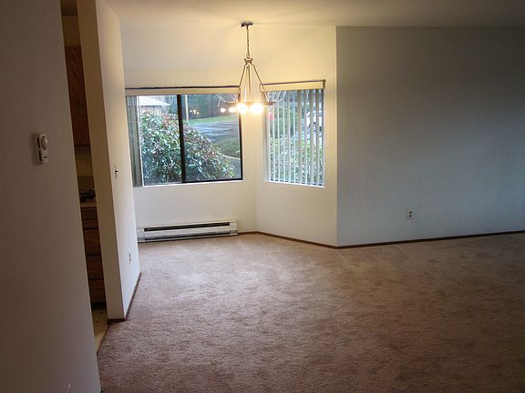 4th image of 17906 140th Ln NE APT 154