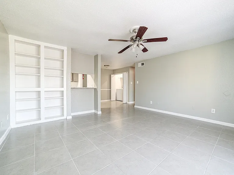 ashford-casa-bella-houston-tx-building-photo (1) (1)