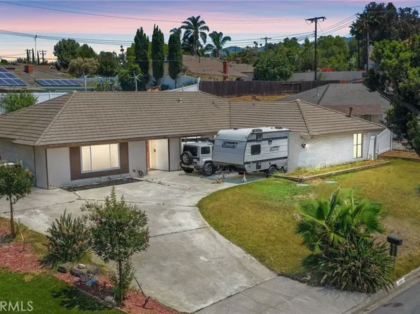 981 Serfas Club Dr, Corona, CA 92882