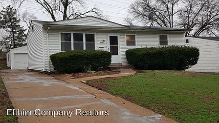 1st image of 2925 Wheaton Ave