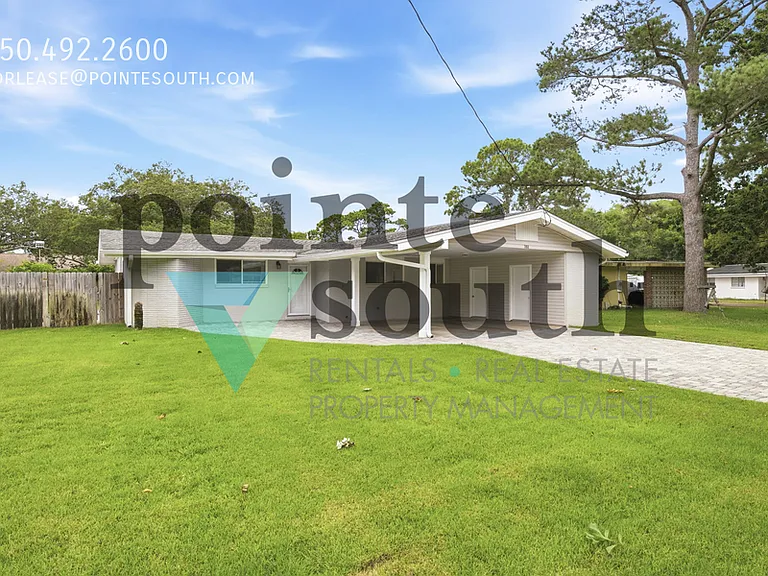302 Loruna Dr — Photo 2
