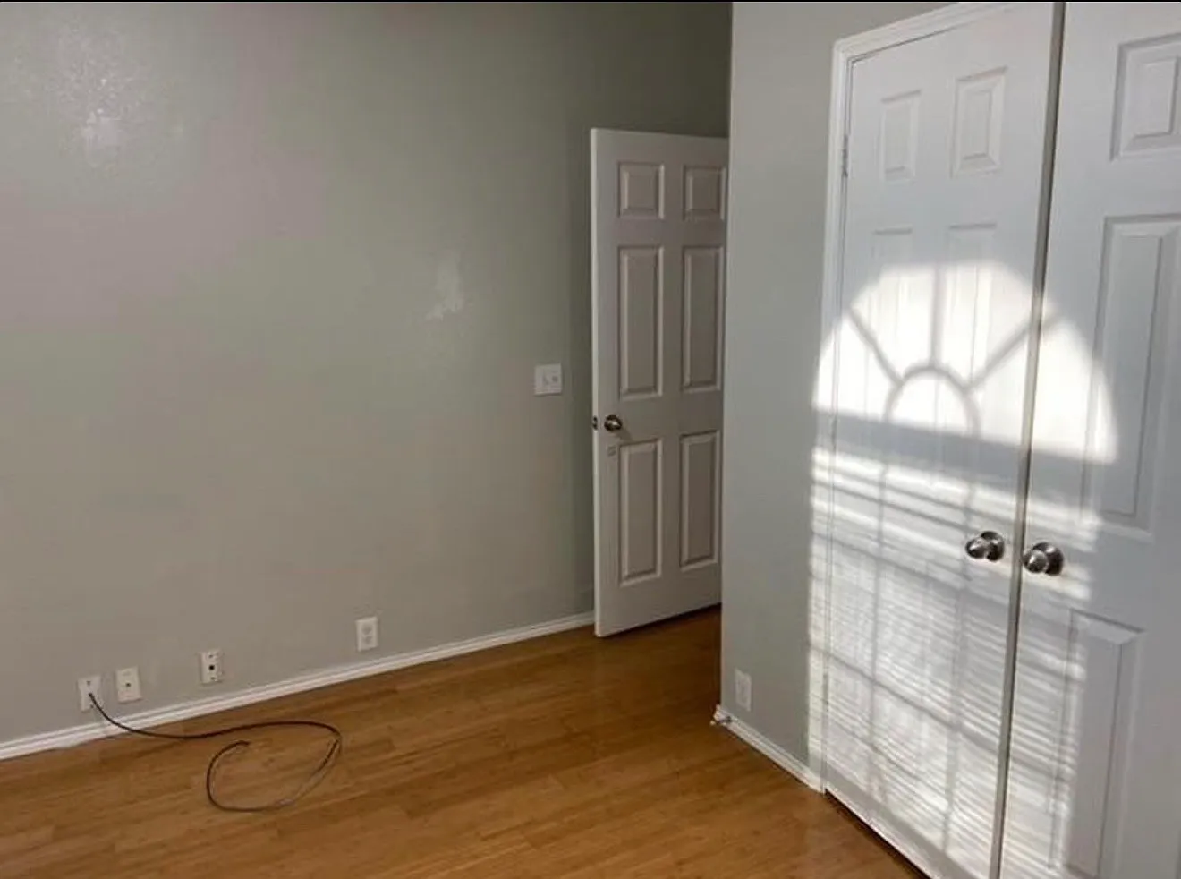 4 bed, 2065 sqft, $3,000 — Photo 3