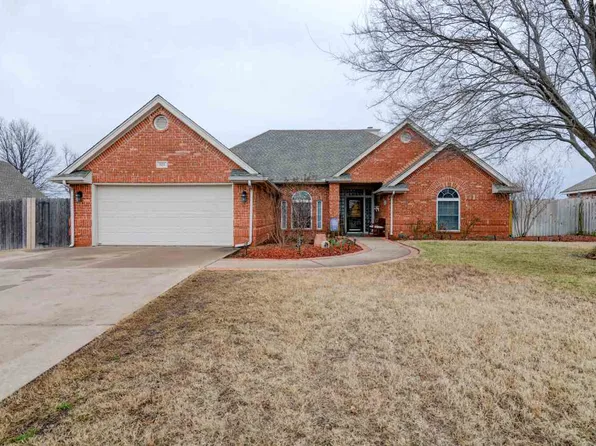 923 S Stoneridge Dr, Stillwater, OK 74074