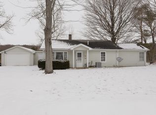 685 Pierce Rd, Plainwell, MI 49080