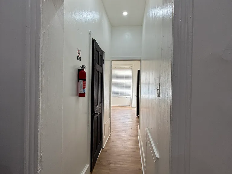 1017 Washington St #1 — Photo 21
