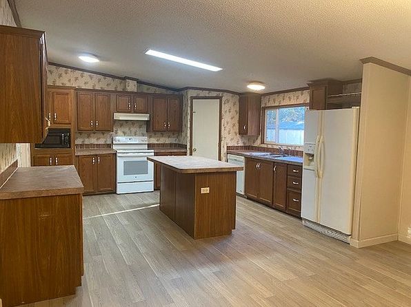 71 Holland Hills Loop