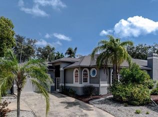 11391 Apache Pl, Largo, FL 33774