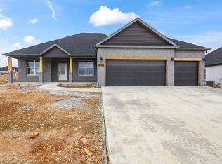 4742 Hawk St, Springdale, AR 72762