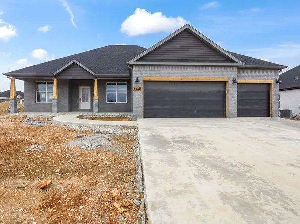 4742 Hawk St, Springdale, AR 72762