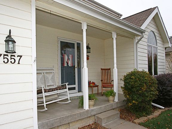 4th image of 7557 S 32nd St