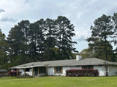 1327 Highway 80 E, Calhoun, LA, 71225