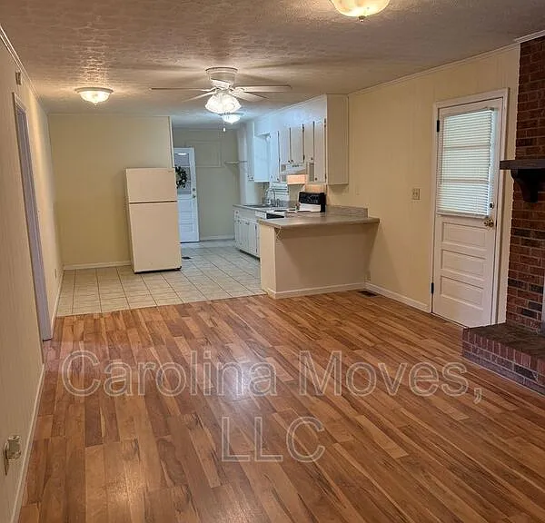 107 Bismark Dr — Photo 6