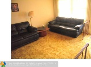4069 Oakridge Dr #F, Deerfield Beach, FL 33442