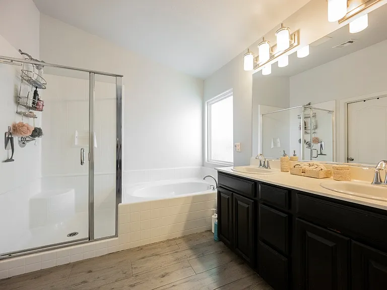 7333 Chesapeake Cove St — Photo 21