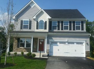 110 Atlantis Ln, Lake Frederick, VA 22630