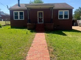 2902 E 15th Ave, Sheffield, AL 35660