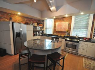 556 City Park Ave, Columbus, OH 43215