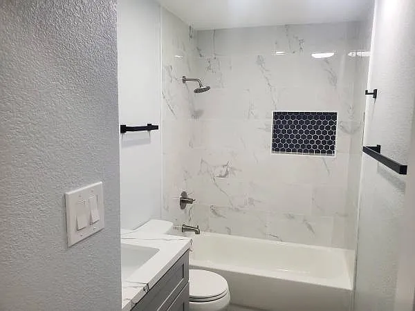5407 Sherrylee Ln — Photo 10