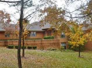 3 Forest Hills Dr, Washington, MO 63090