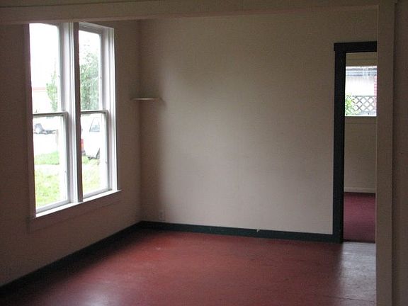 Additional Living Room