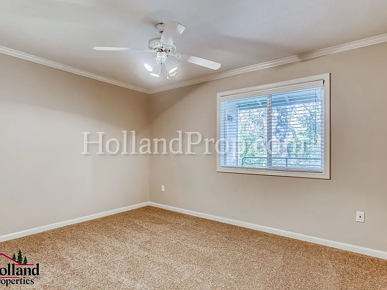 15074 NW Central Dr #305 — Photo 10