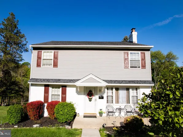 45 Radnor Dr, Newtown Square, PA 19073