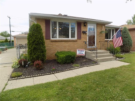 3rd image of 83 Marlene Dr