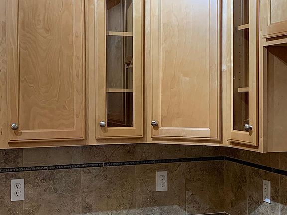 Beautiful Maple Cabinets!