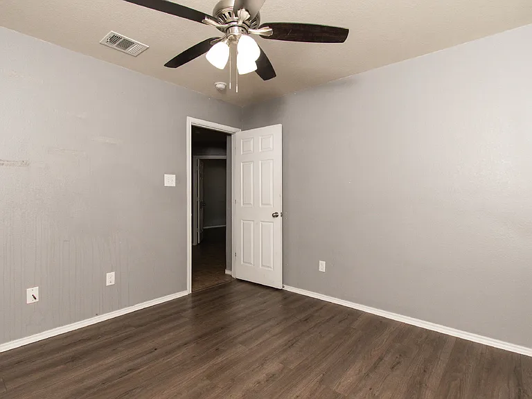 9516 Fratelli Ct — Photo 14