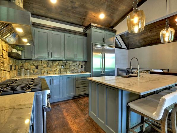 453 Settlers Ridge Rd, Ellijay, GA 30540