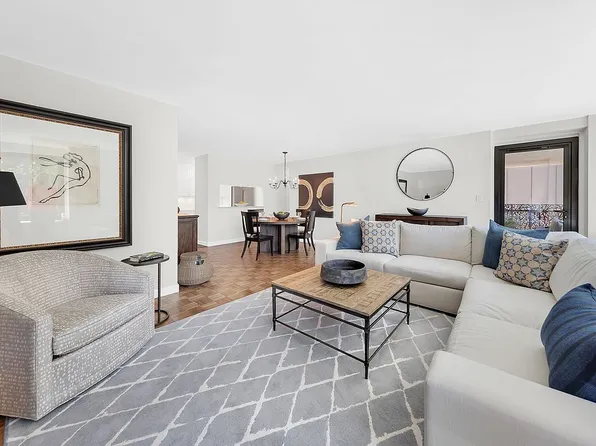 531 Main St APT 327, New York, NY 10044