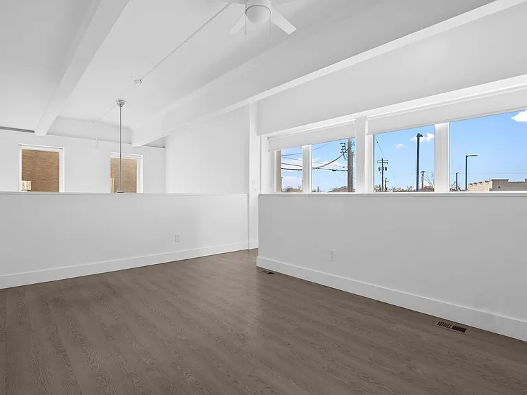 4500 S Kingshighway Blvd #13 — Photo 21